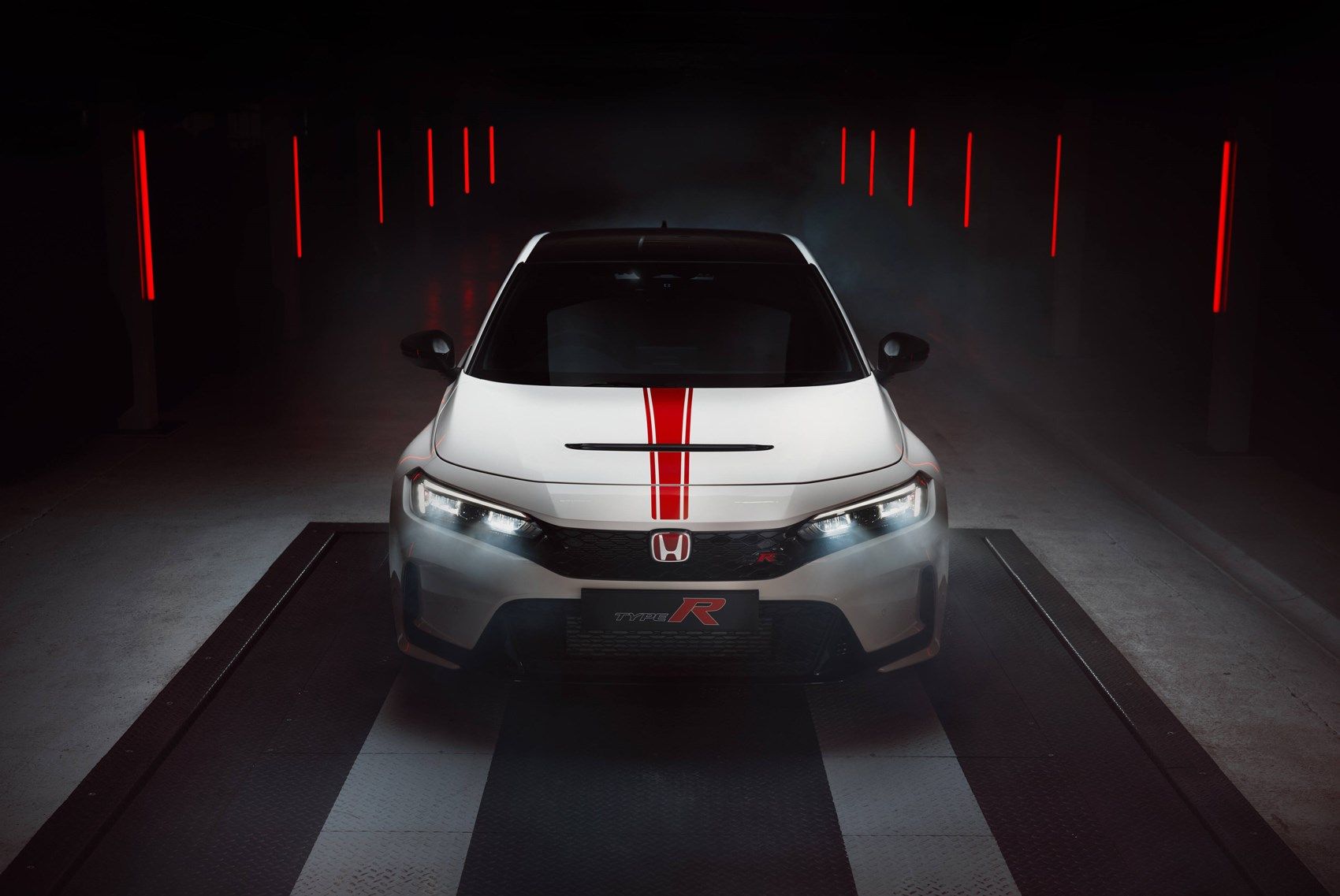 1700x1137 Honda gives Europe one last Civic Type R edition before it dies