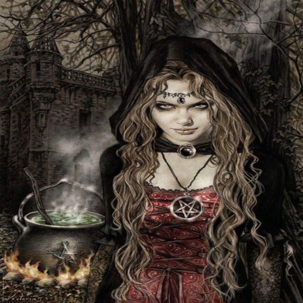 1000x1000 Halloween Wallpaper: Scary Witch