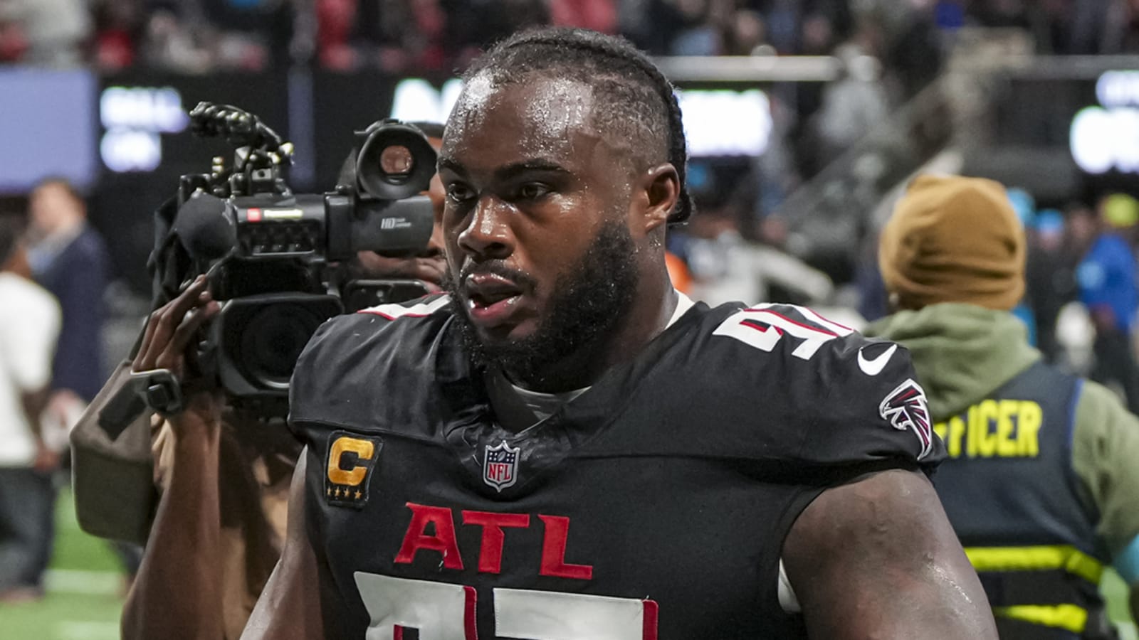 1600x900 ESPN rips Bears for Grady Jarrett signing