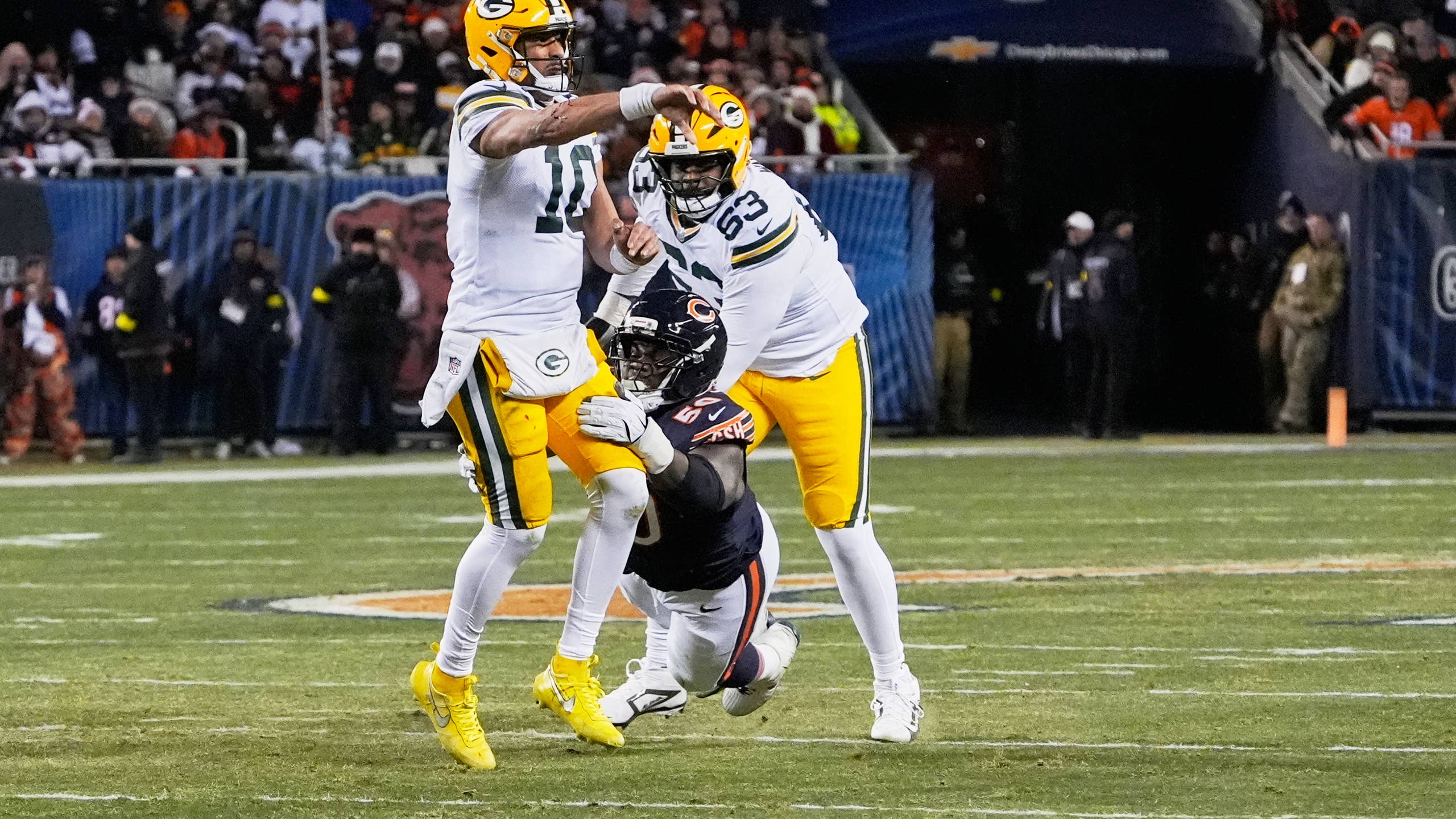 2560x1440 ESPN Names Two Bears Defenders Who Will Miss Out on the Pro Football Hall of Fame