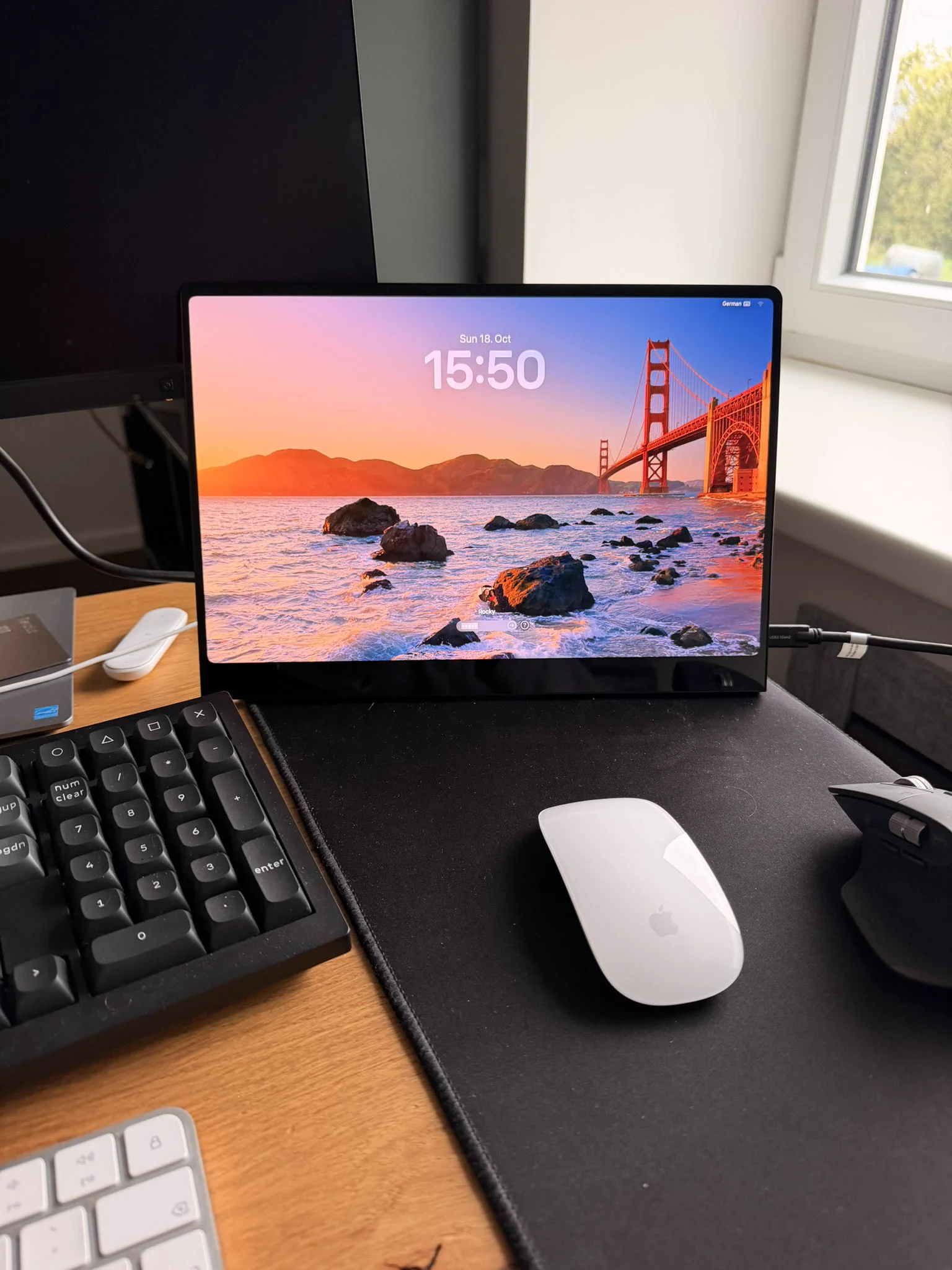 1536x2048 Peer Richelsen on X: treated myself with a OLED 3k for my Mac Mini / X