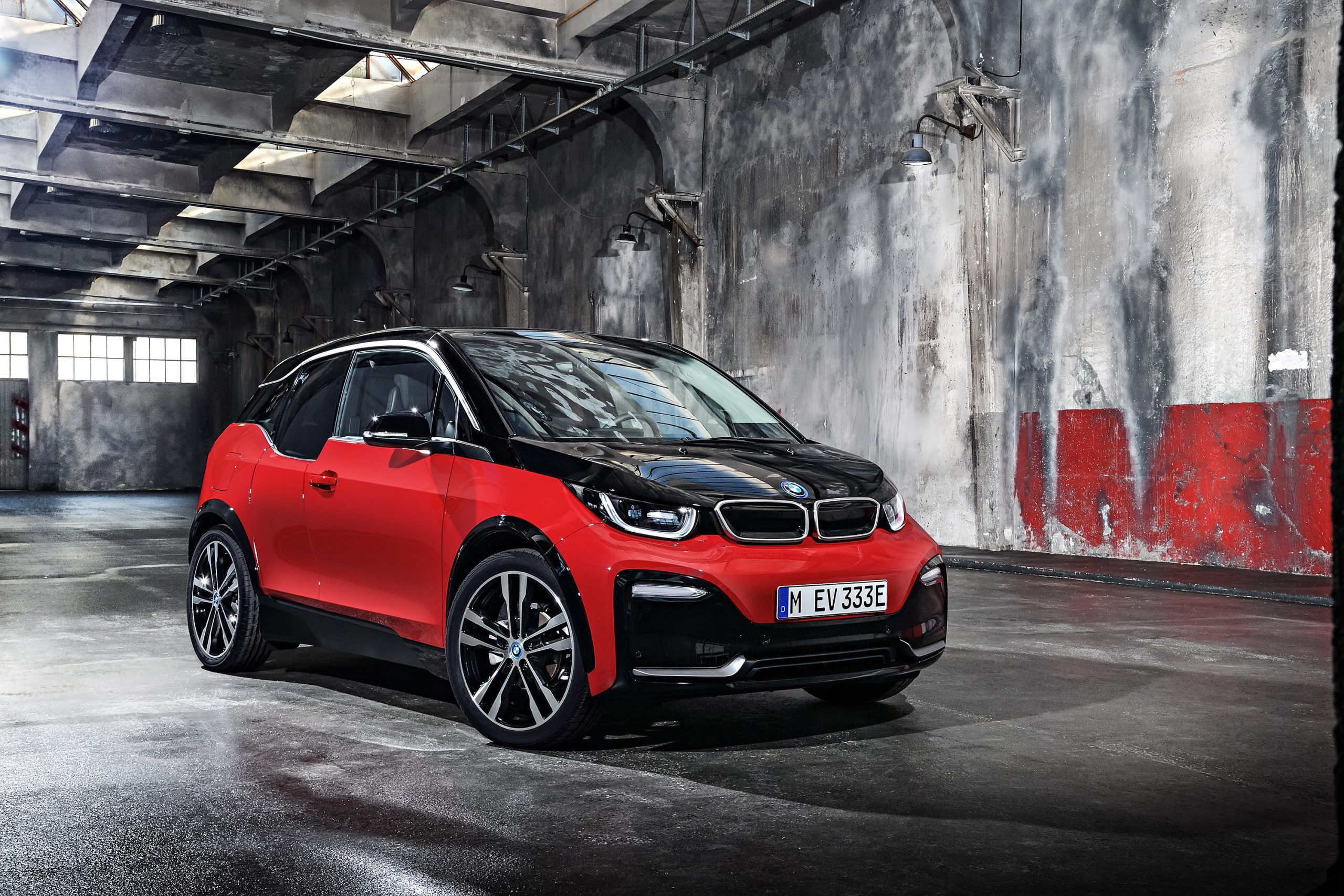 2560x1707 BMW i3s Wallpaper