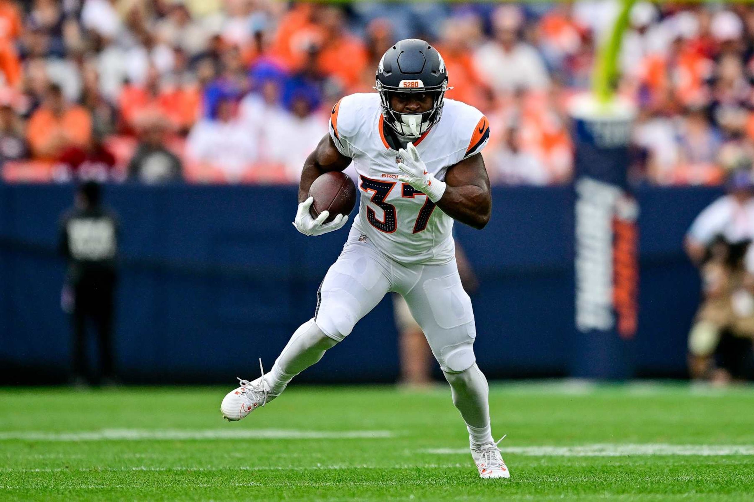 2560x1707 Fantasy Football Week 11 Waiver Wire: Audric Estime Leads Must Add Free Agent List