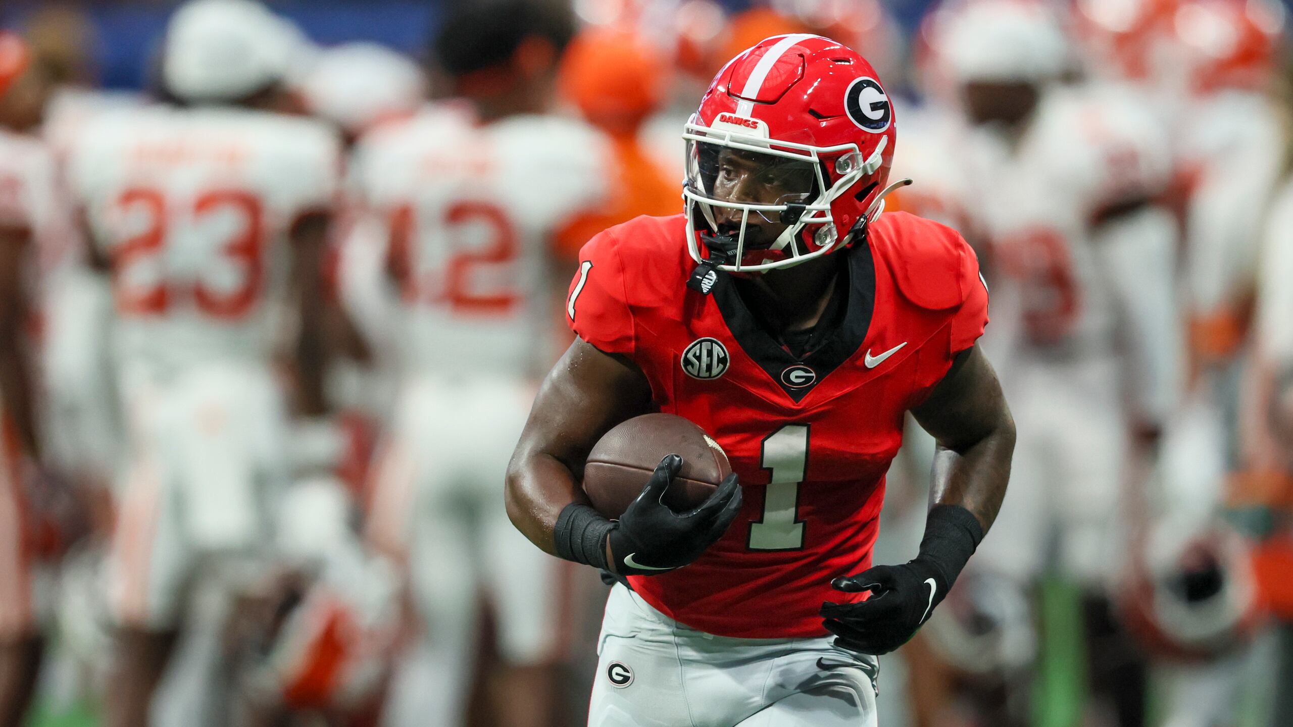 2560x1440 Trevor Etienne starts at running back for Georgia football against Tennessee Tech