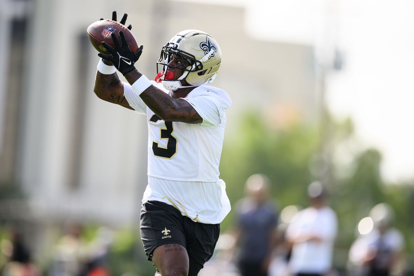 1440x960 Saints' Etienne Is Still Popular With Ex Jags Teammates, Touts Tuten's Potential With Jacksonville Washington Post