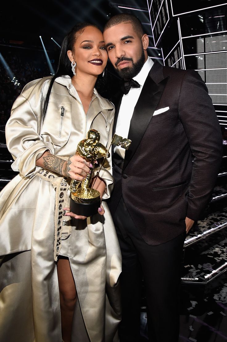 736x1106 Pour One Out For Rihanna And Drake: 'We Don't Have A Friendship'