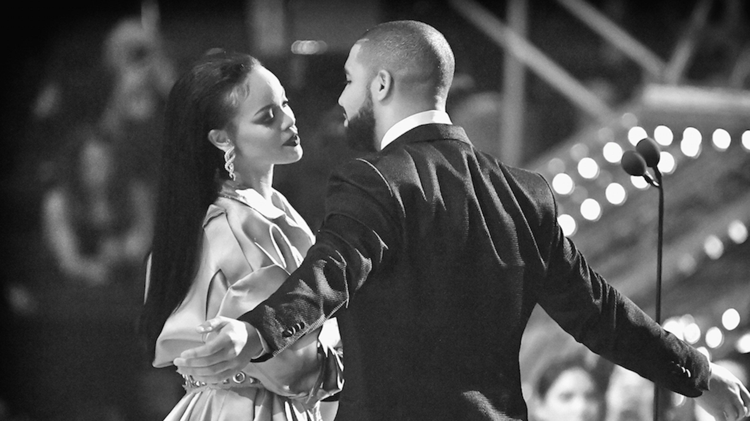 2560x1440 Whaaat?! Are Drake and Rihanna 'officially dating'?