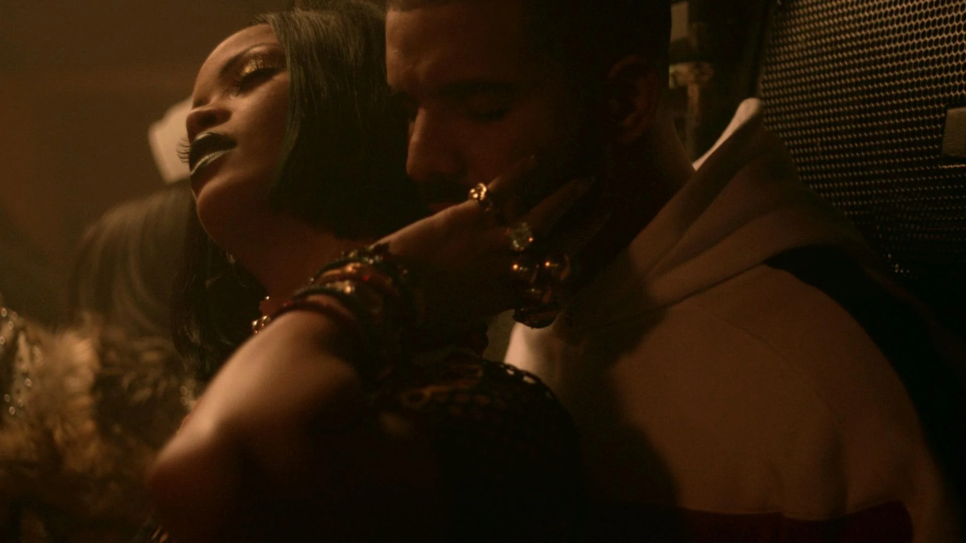 1920x1080 Rihanna Gets Close to Drake in Work Video