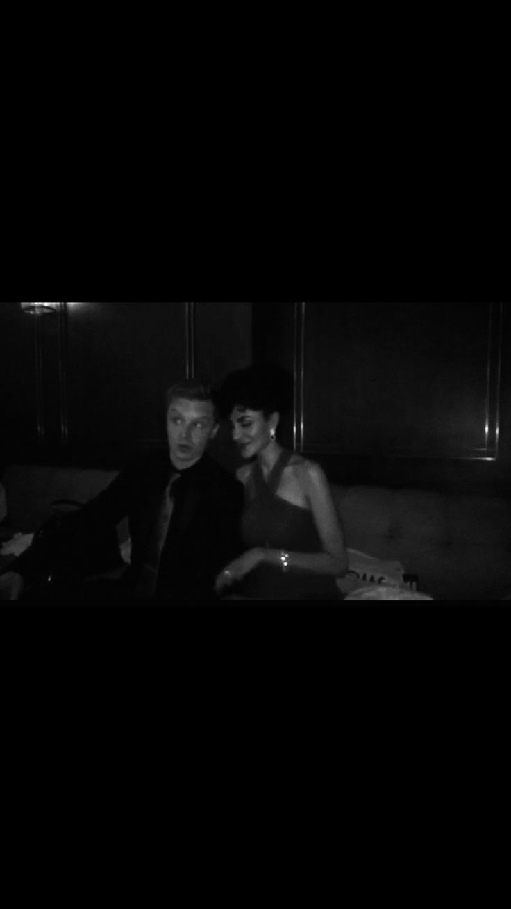736x1308 Frank ocean and rihanna. Drake and rihanna wallpaper, Cameron monaghan and noel fisher, Crush