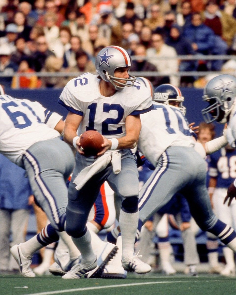 960x1200 Roger Staubach color 8x10 Cowboys Unsigned Photo