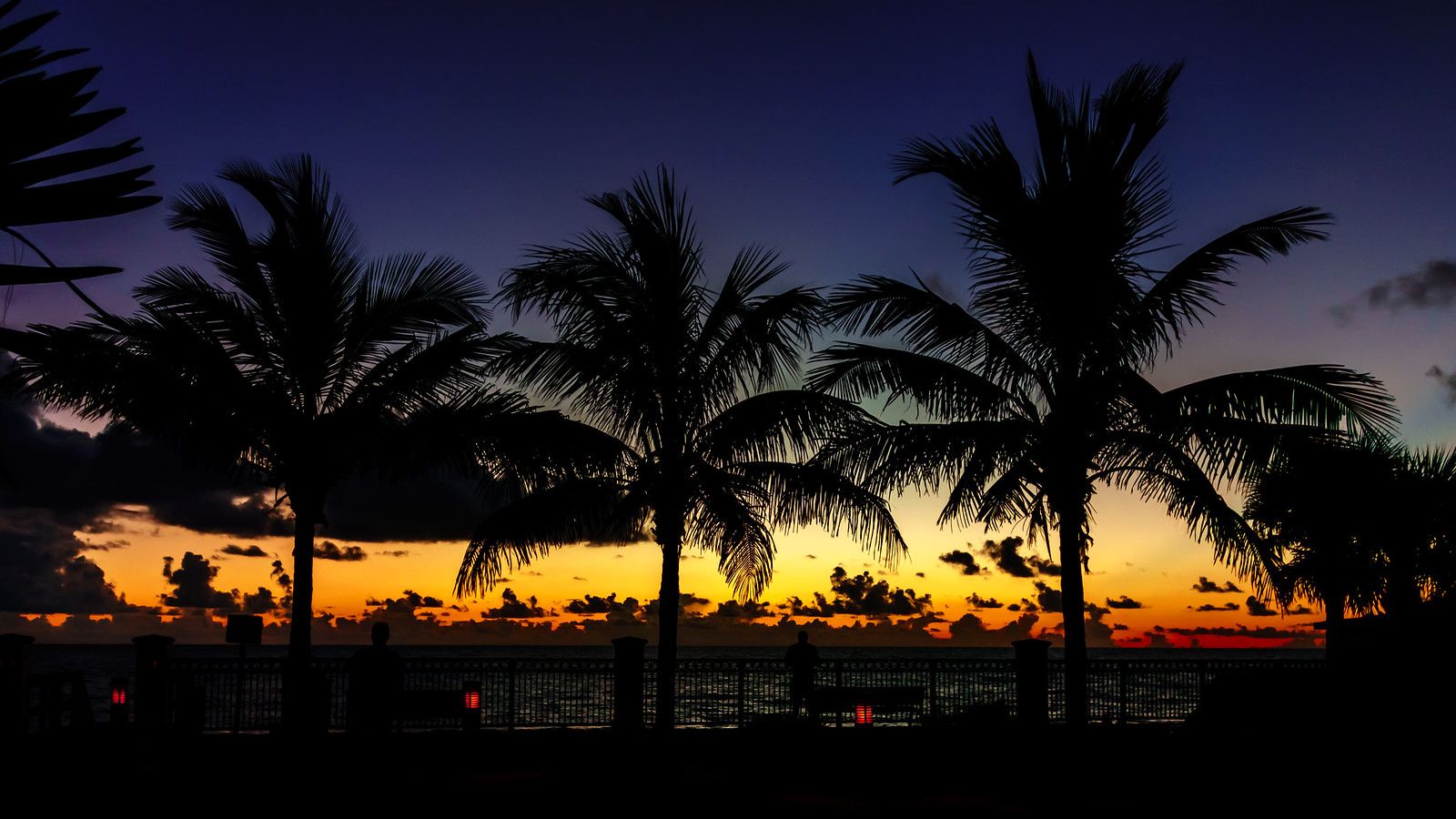 1600x900 sunset at Vero Beach Florida