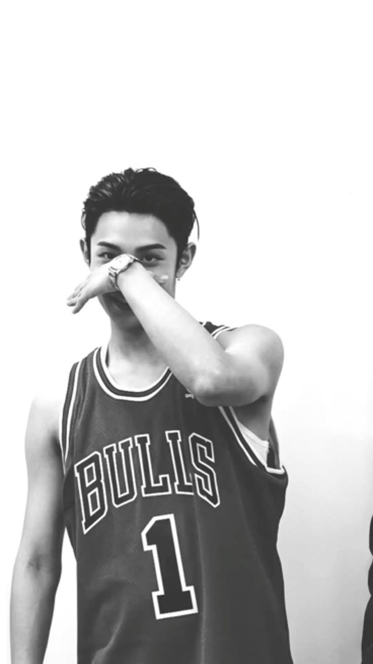 736x1308 Ryul Lngshot