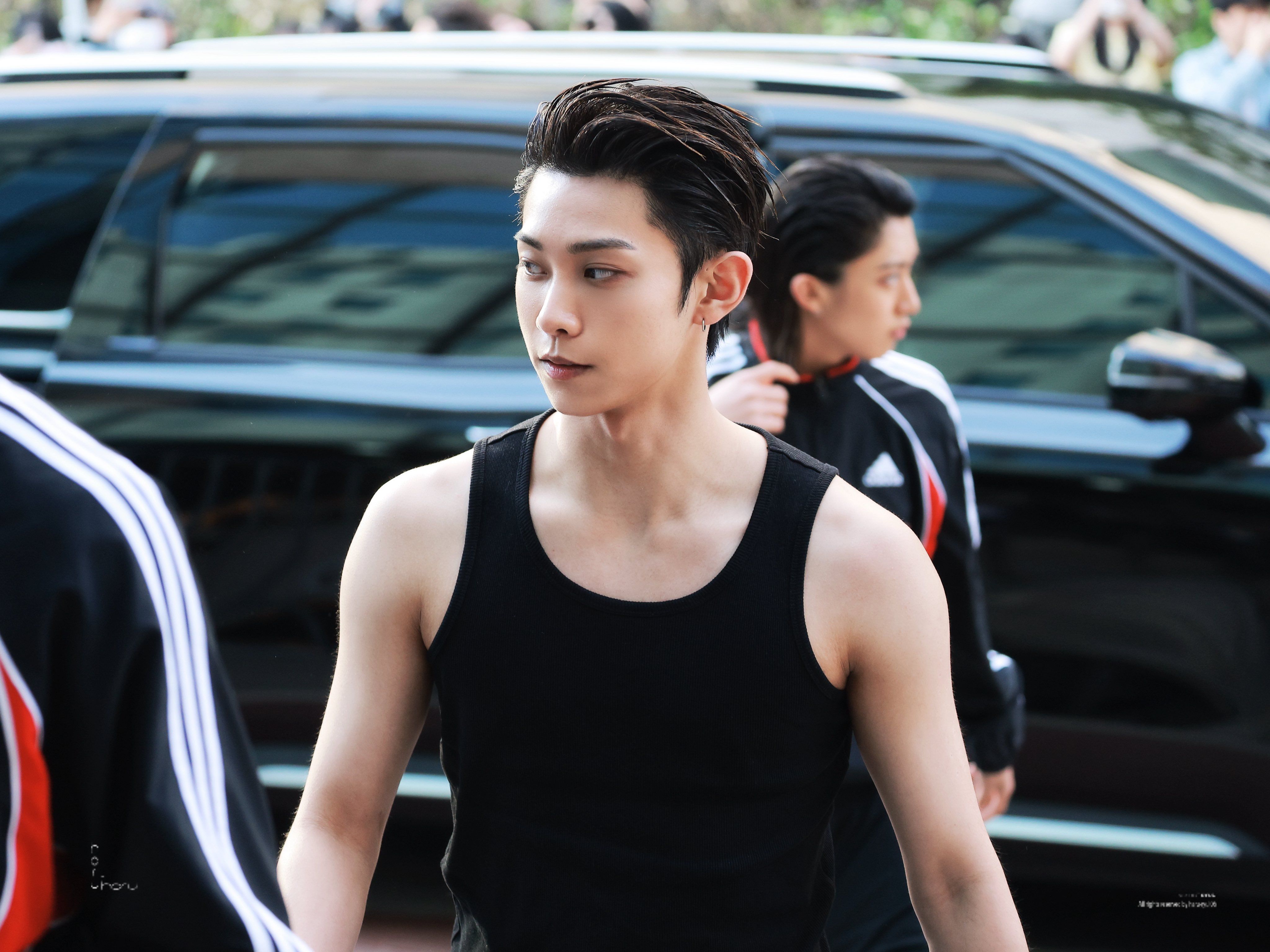 4096x3072 Ryul (LNGSHOT) profile, age, MBTI & facts