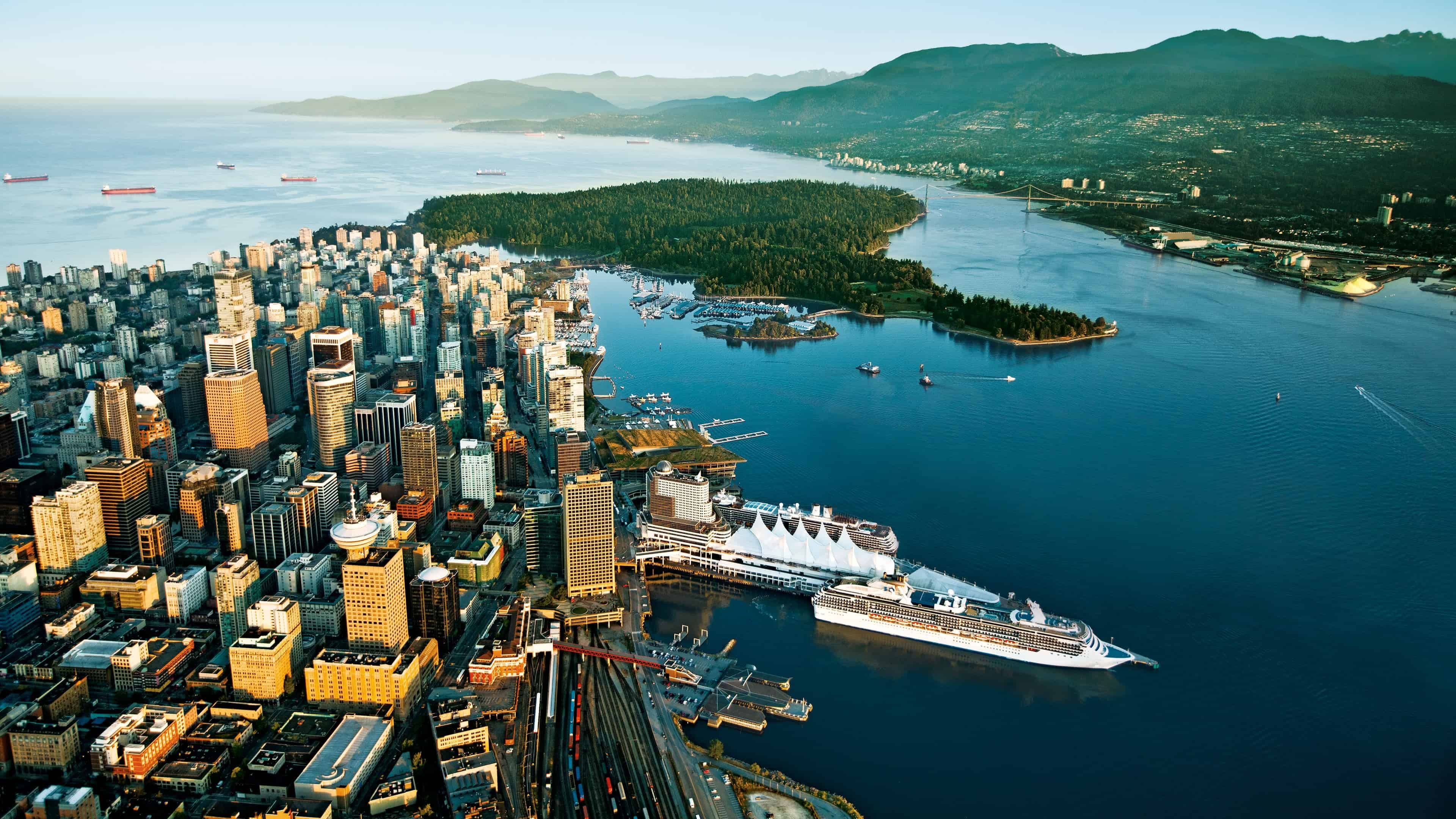 3840x2160 City Wallpaper