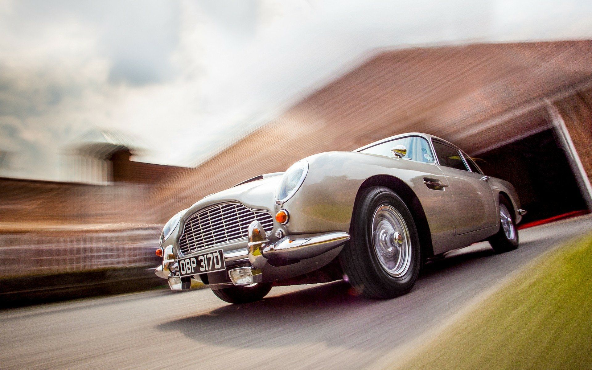 1920x1200 Download Motion Blur Vehicle Aston Martin HD Wallpaperx1200
