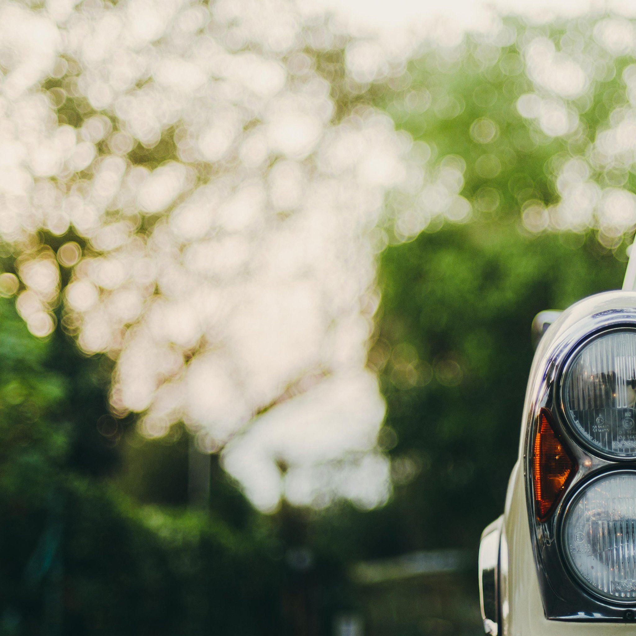 2048x2048 Car Blur Bokeh Light Art Nature iPad Air Wallpaper Free Download