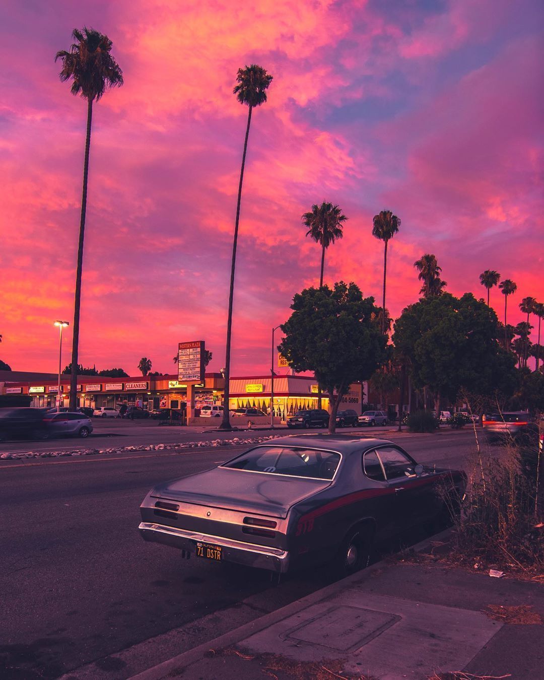 1080x1350 Vintage Vibe Wallpaper