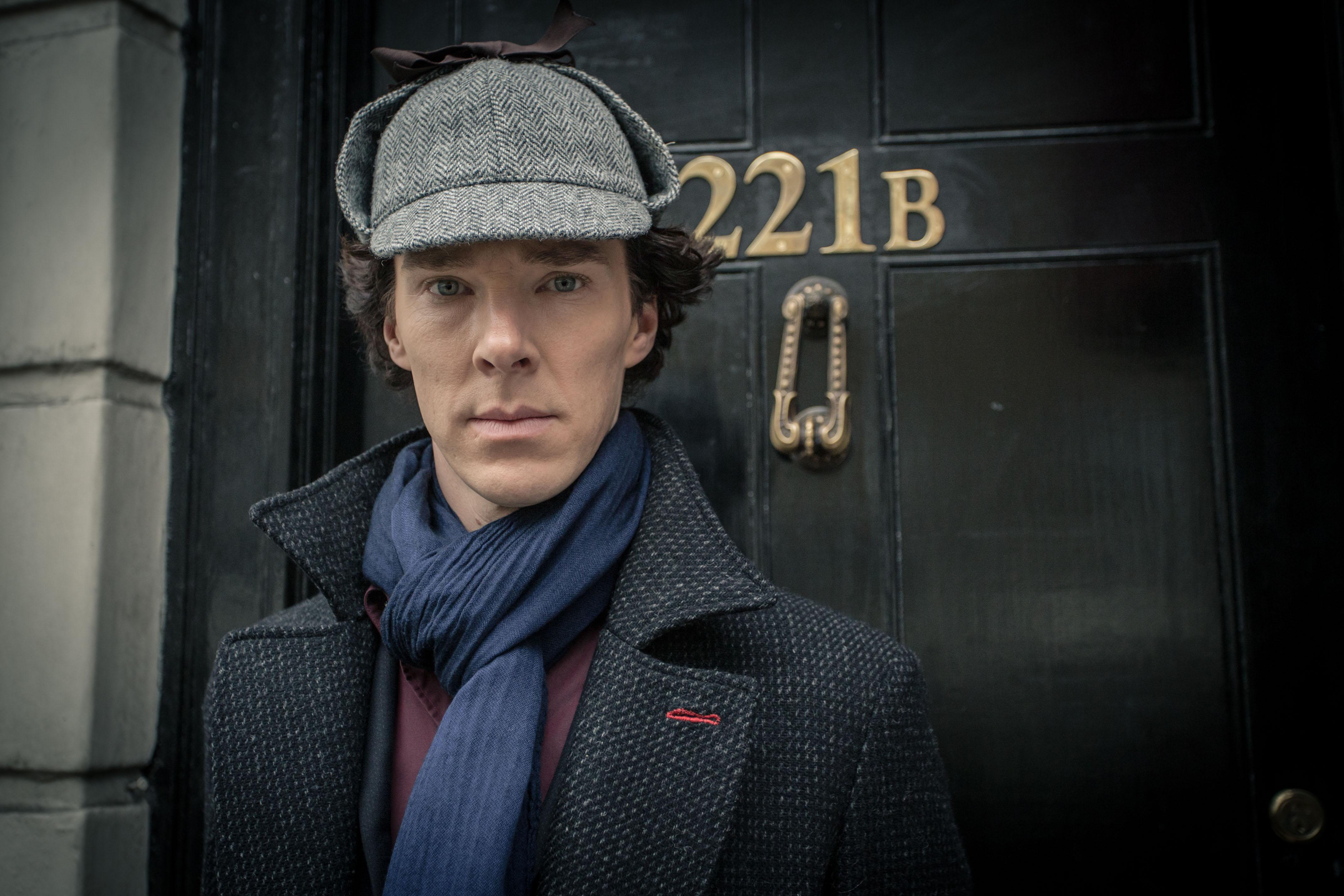 4284x2857 Sherlock Holmes: 4K Ultra HD Wallpaper from the Hit TV Seriesx2857