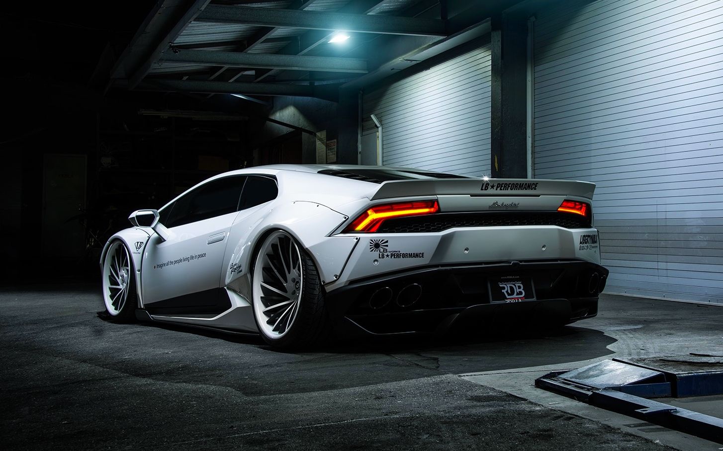 1454x908 White Lamborghini Huracan Liberty Walk x RDB News Magazine