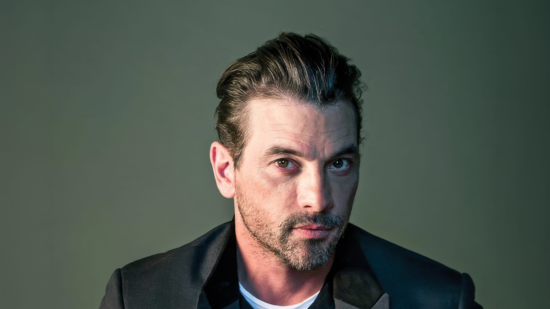 1920x1080 Skeet Ulrich Talks Scream and Stepping Into Angry Orchard Video, Interview