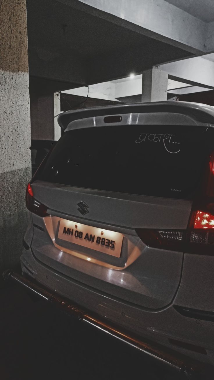 736x1304 Ertiga