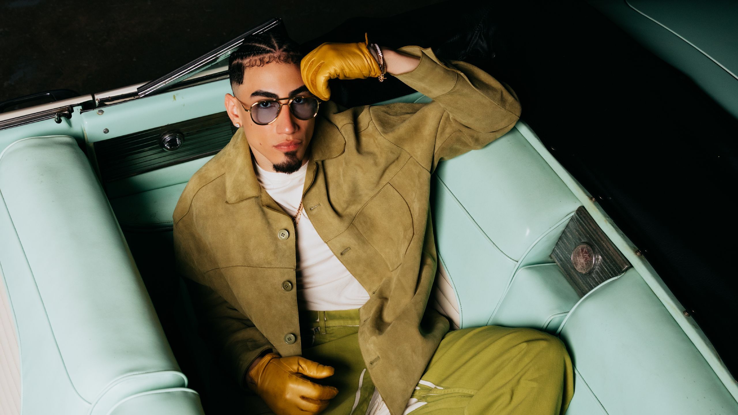2560x1440 Omar Courtz: “No voy a durar mucho tiempo haciendo música, prefiero enseñar a las nuevas generaciones como hicieron conmigo. GQ España