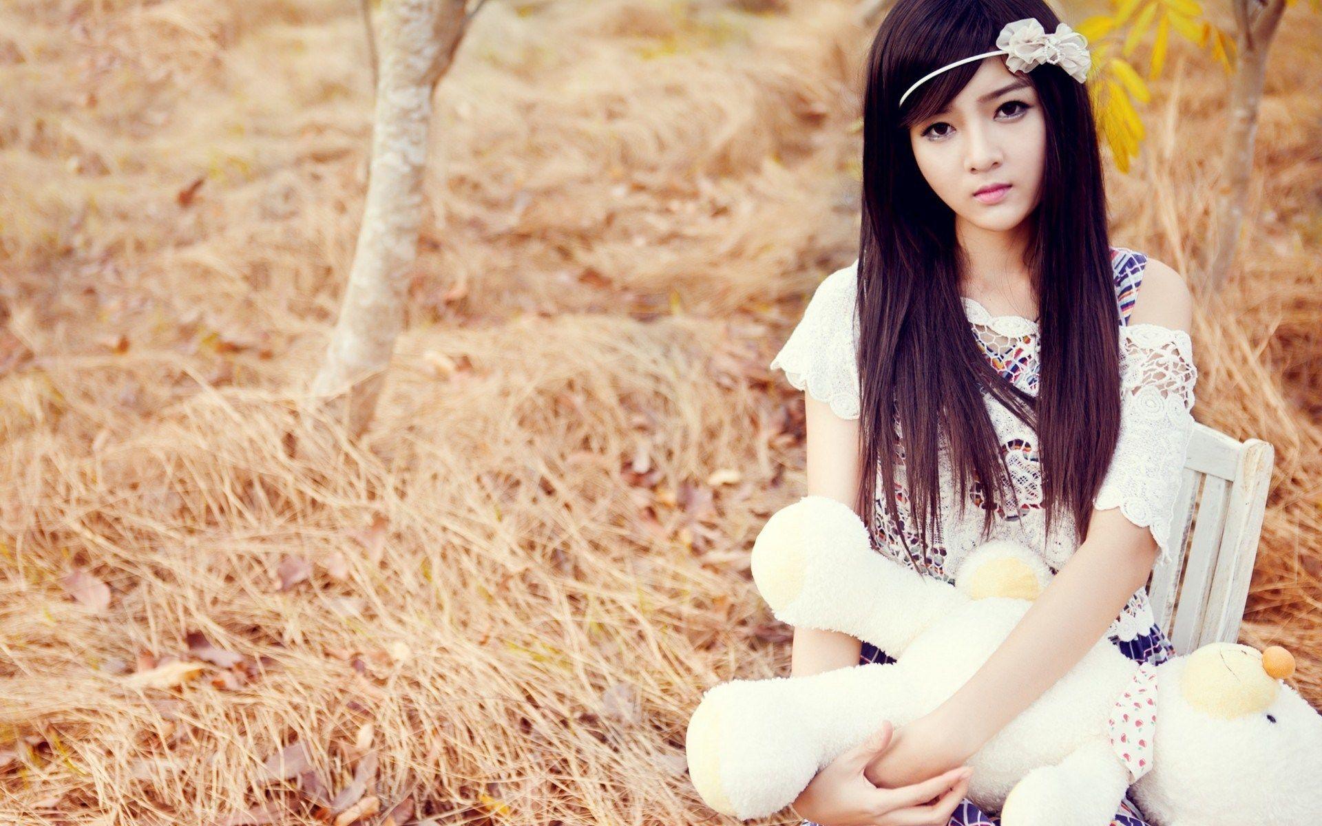 1920x1200 Beauty Asian Girl Toy wallpaperx1200