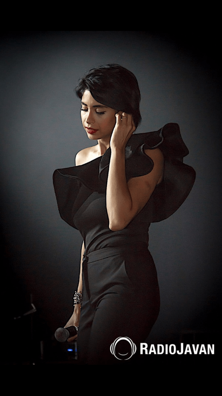 750x1334 Sogand Wallpaper