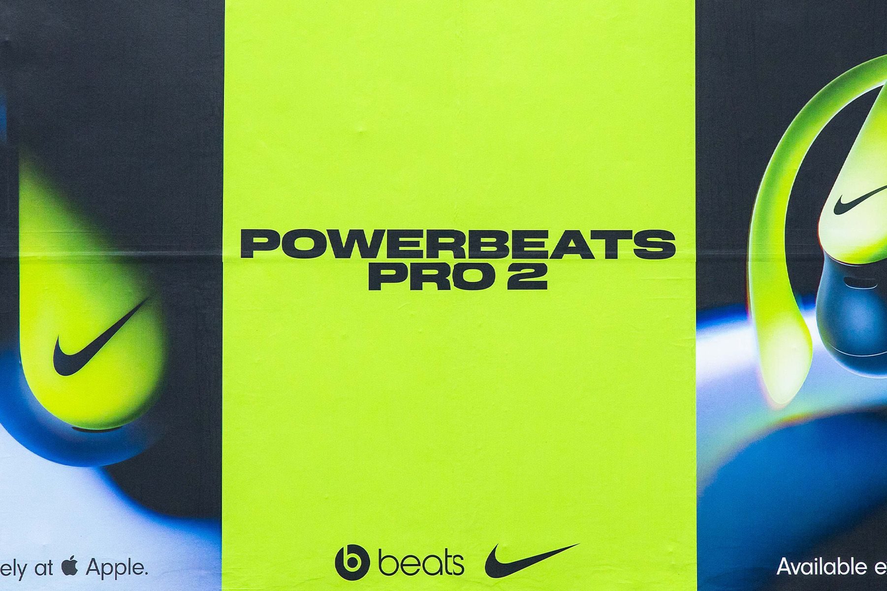 1802x1200 Powerbeats Pro 2 x Nike