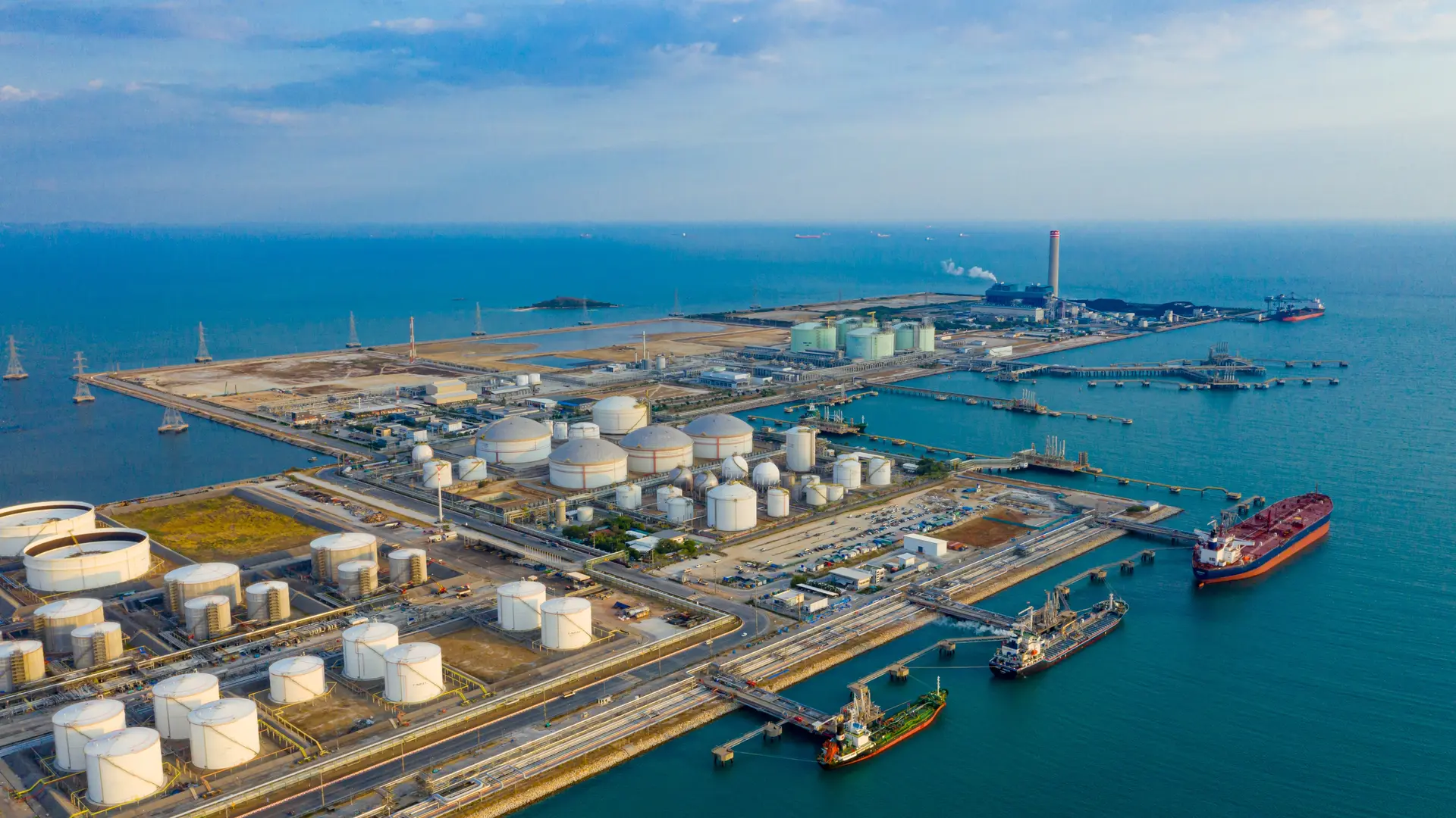 1920x1080 Oil Terminal: Operational Functions and Critical Assets