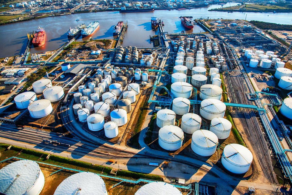 1200x801 Persian Gulf Oil Output Is Down 57%. These Are the Energy Stocks Built for This Moment. The Motley Fool