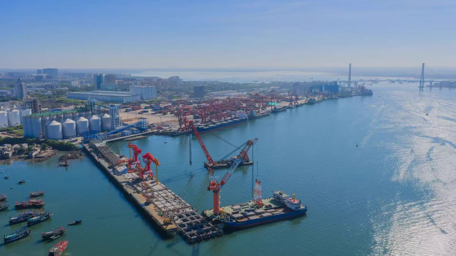 1920x1080 Hainan Today On X: A Key Project For Regional Grain And Oil Supply Security, The 000 Tonne Public Grain And Oil Terminal At SDIC Yangpu Port Is In Under Full Construction. Built To