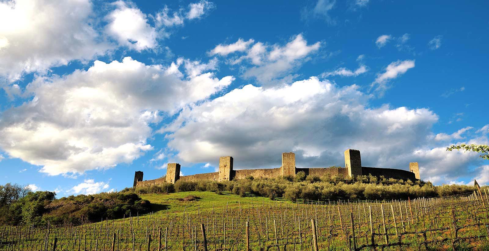 1600x824 Visit Monteriggioni By Staying In The 4 Star Hotel Villa Sabolini