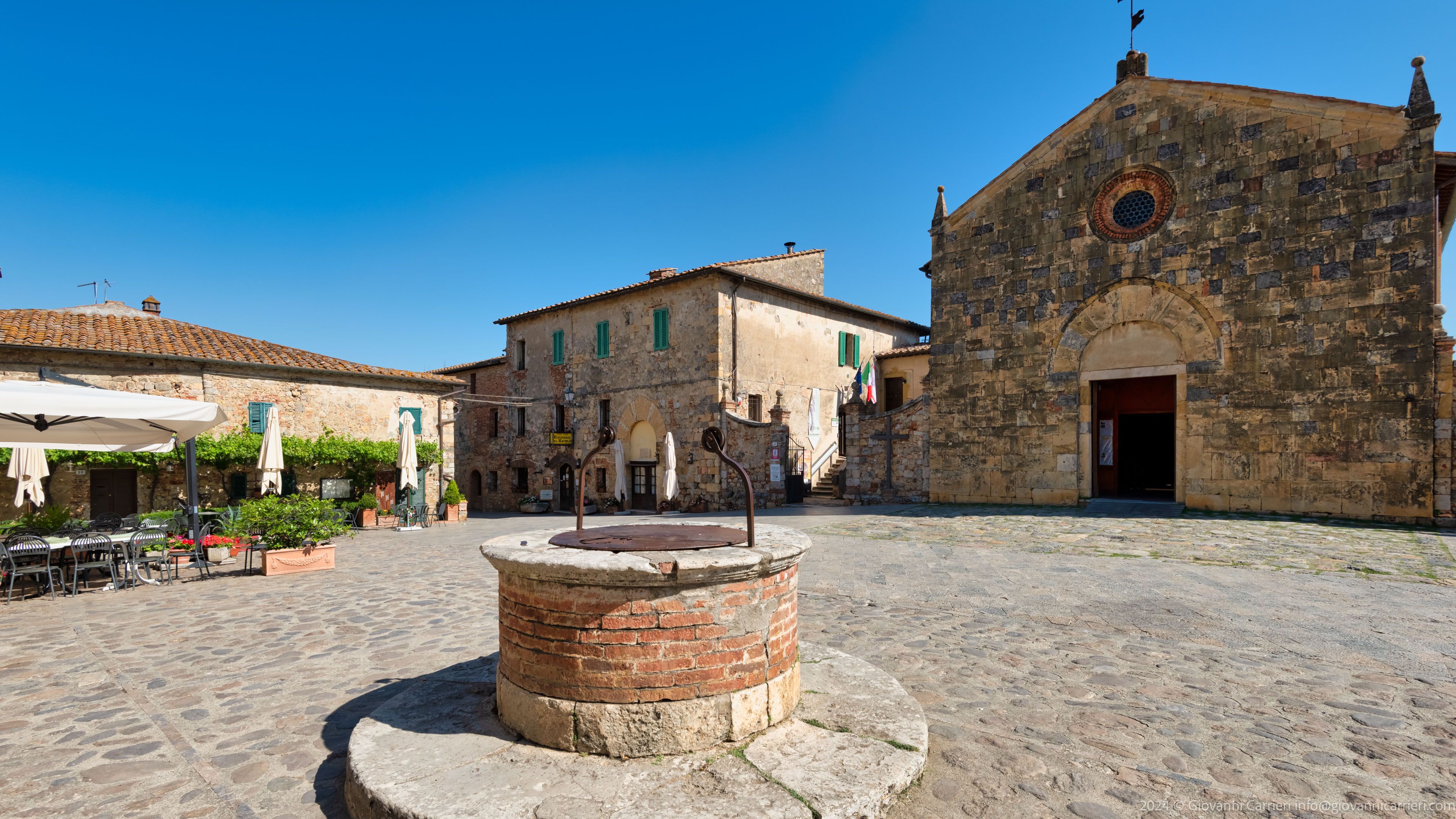 3840x2160 Monteriggioni wallpaper: 3 photographs