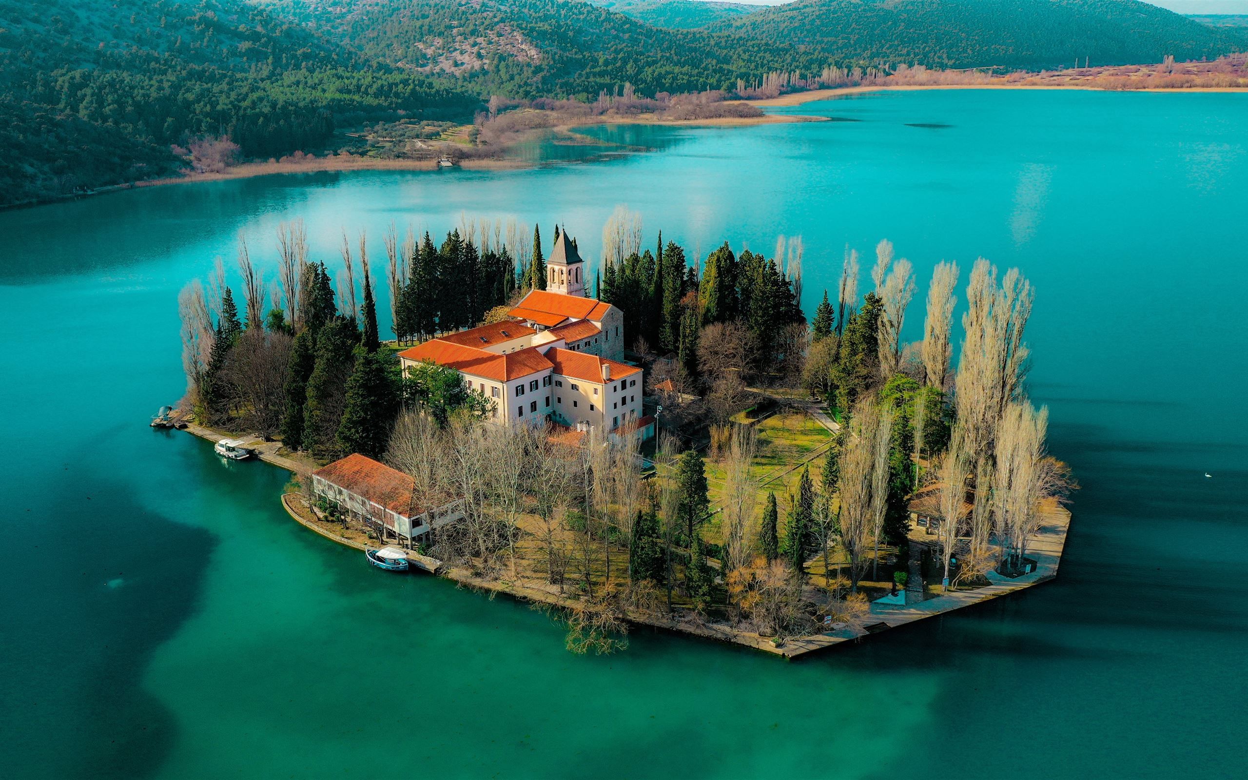 2560x1600 Island Visovac, Croatia MacBook Air Wallpaper Download