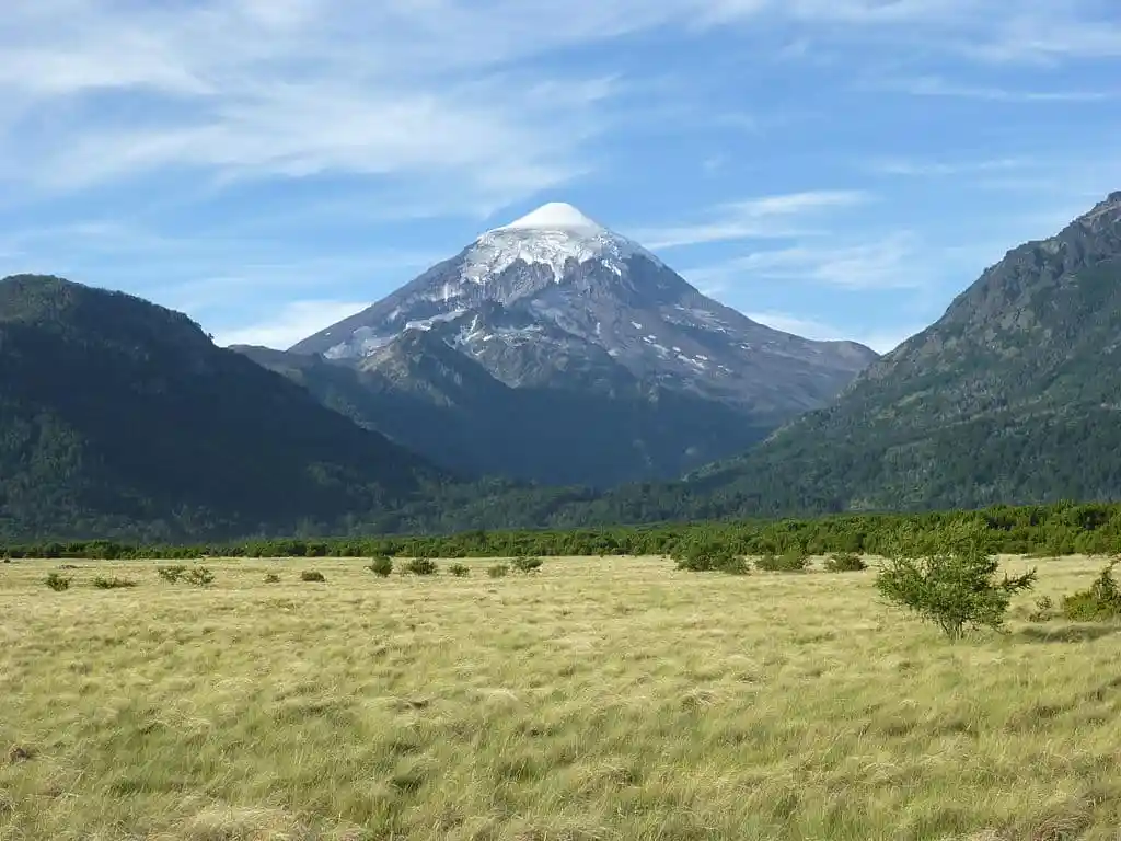 1024x768 Best 4 Volcanoes To Climb In Southern Chile