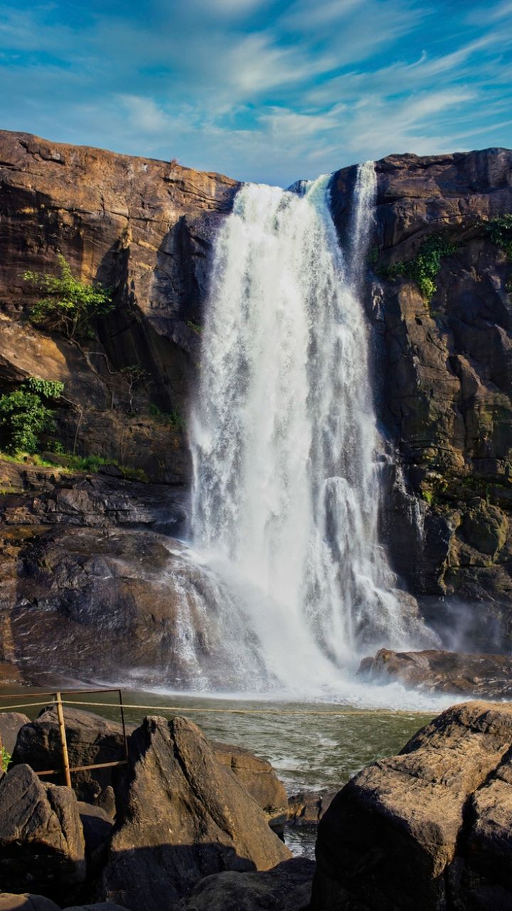 720x1280 Beautiful Waterfalls In India For Budget Travellers