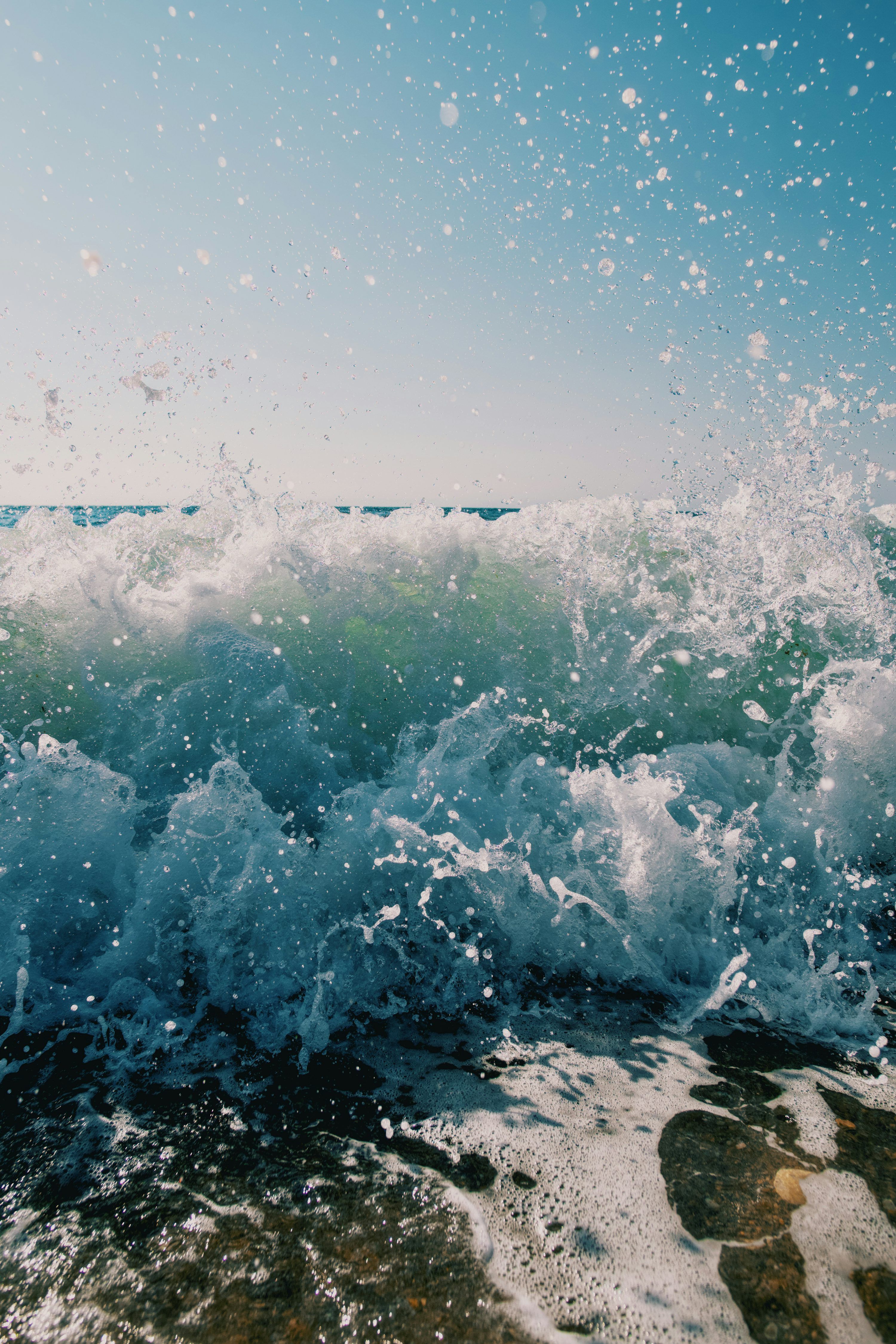 3000x4500 ocean / waves. best free photo