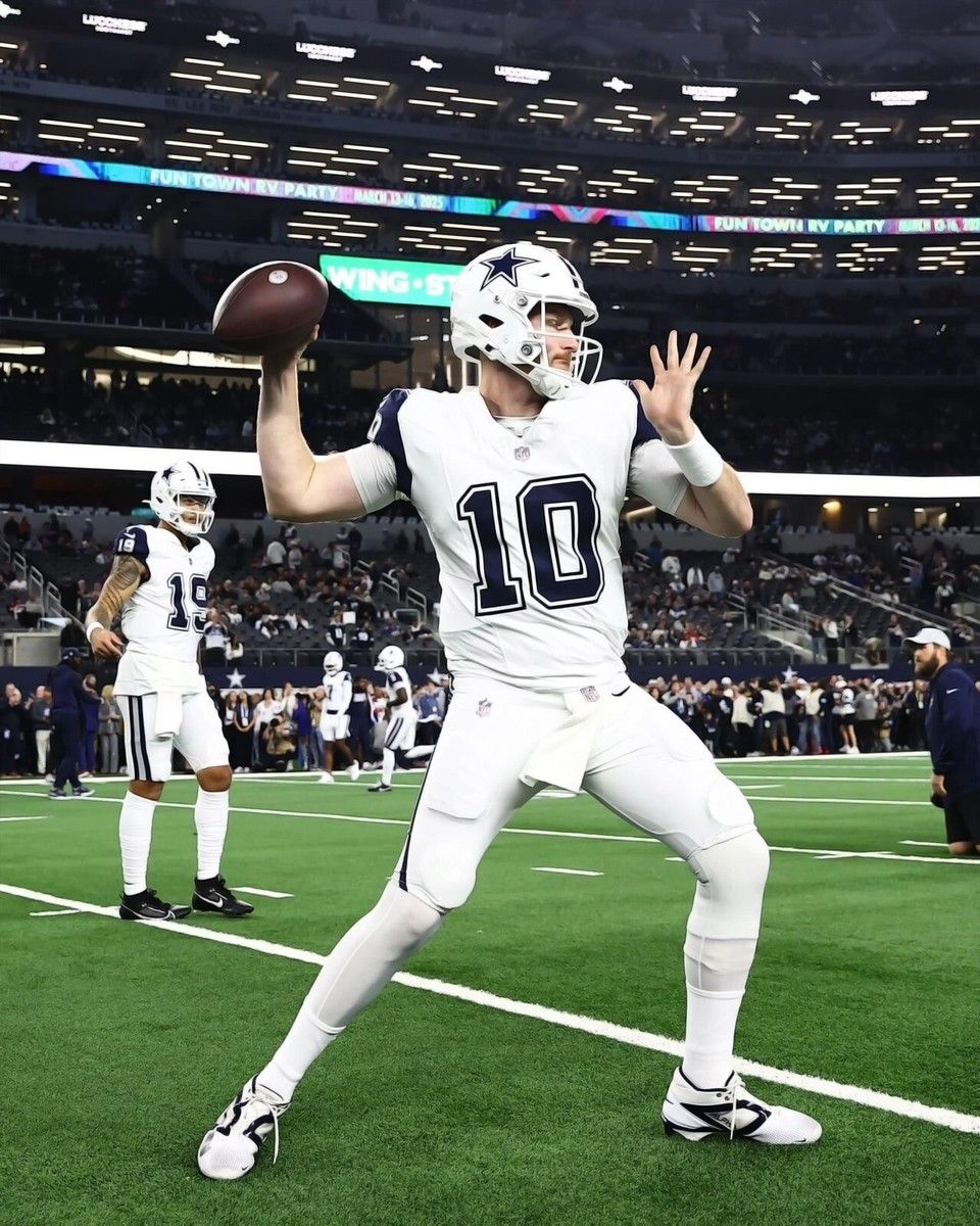 960x1200 Cooper Rush on Field Throwing Action Dallas Cowboys 8x10 NFL Football Photo