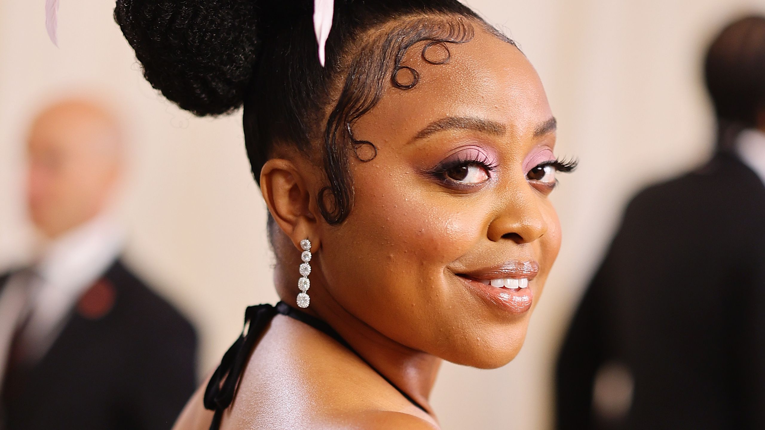 2560x1440 Behold, the Architectural Wonder That Is Quinta Brunson's Hair at the 2023 Met Gala