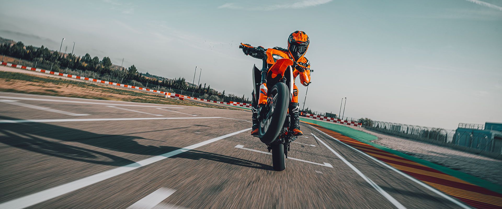 1920x800 KTM 390 SMC R SOMEWHERE ELSE