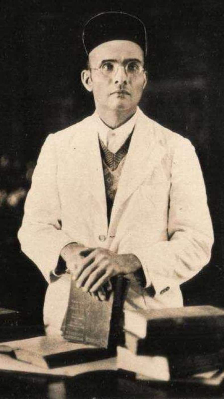 900x1600 Powerful Quotes by Veer Savarkar to Inspire You