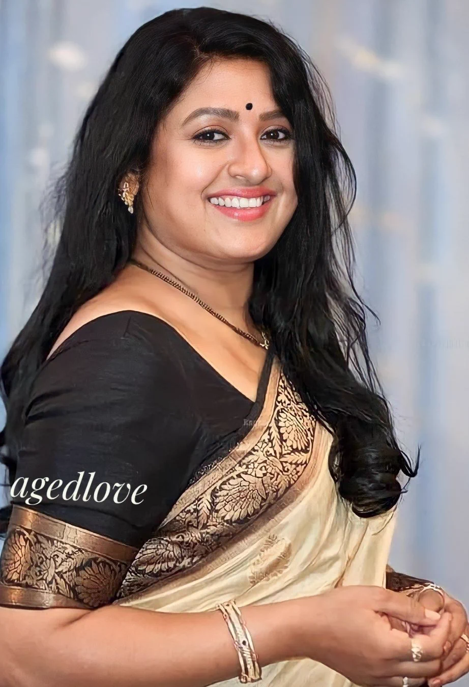 922x1350 aged AUNTY LOVE on X: Random saree aunty photo #AuntyLover #auntie #hotaunty #sareelover #sareeaunty #aunty #fataunty #malluaunty # tamilaunty #teluguaunty #hindhiaunty #AuntyLover #auntytamil / X