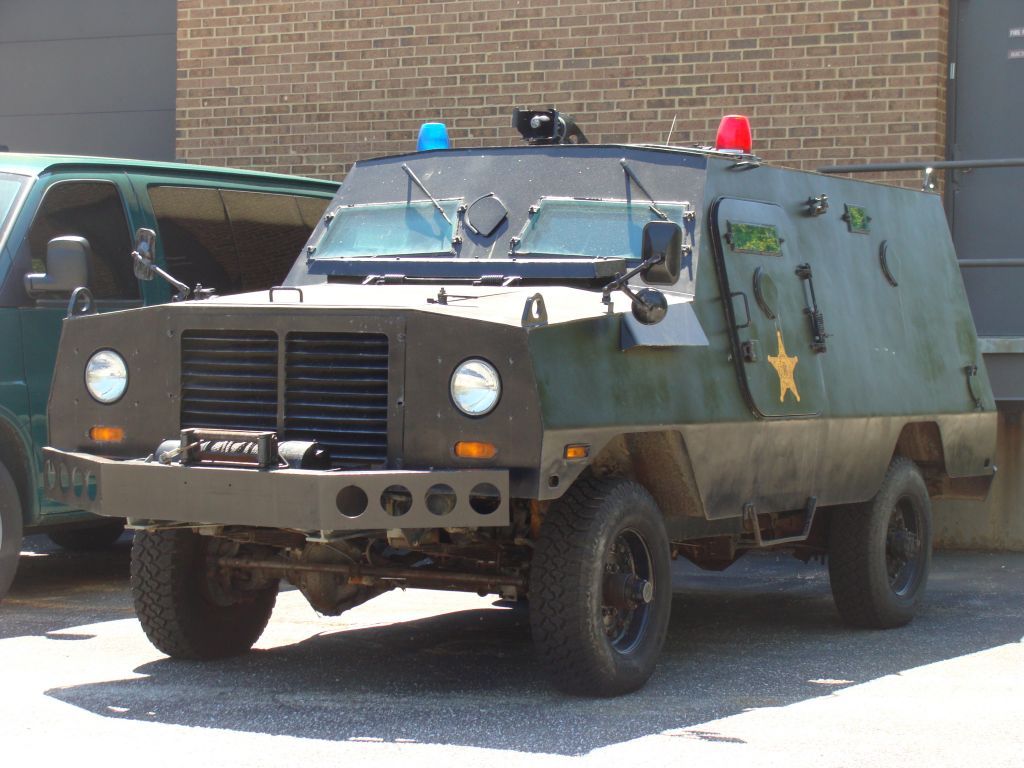 1024x768 The Rise of SWAT: Sources. Peace Officer