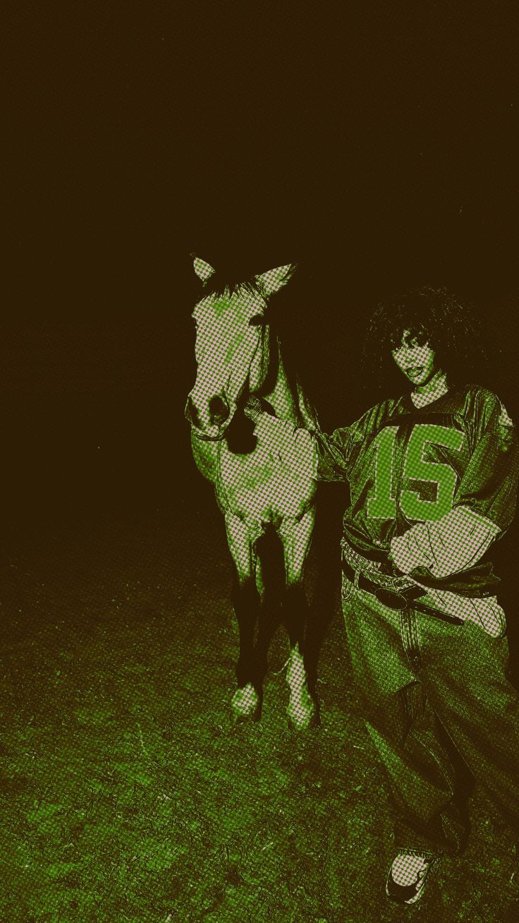 736x1308 SZA