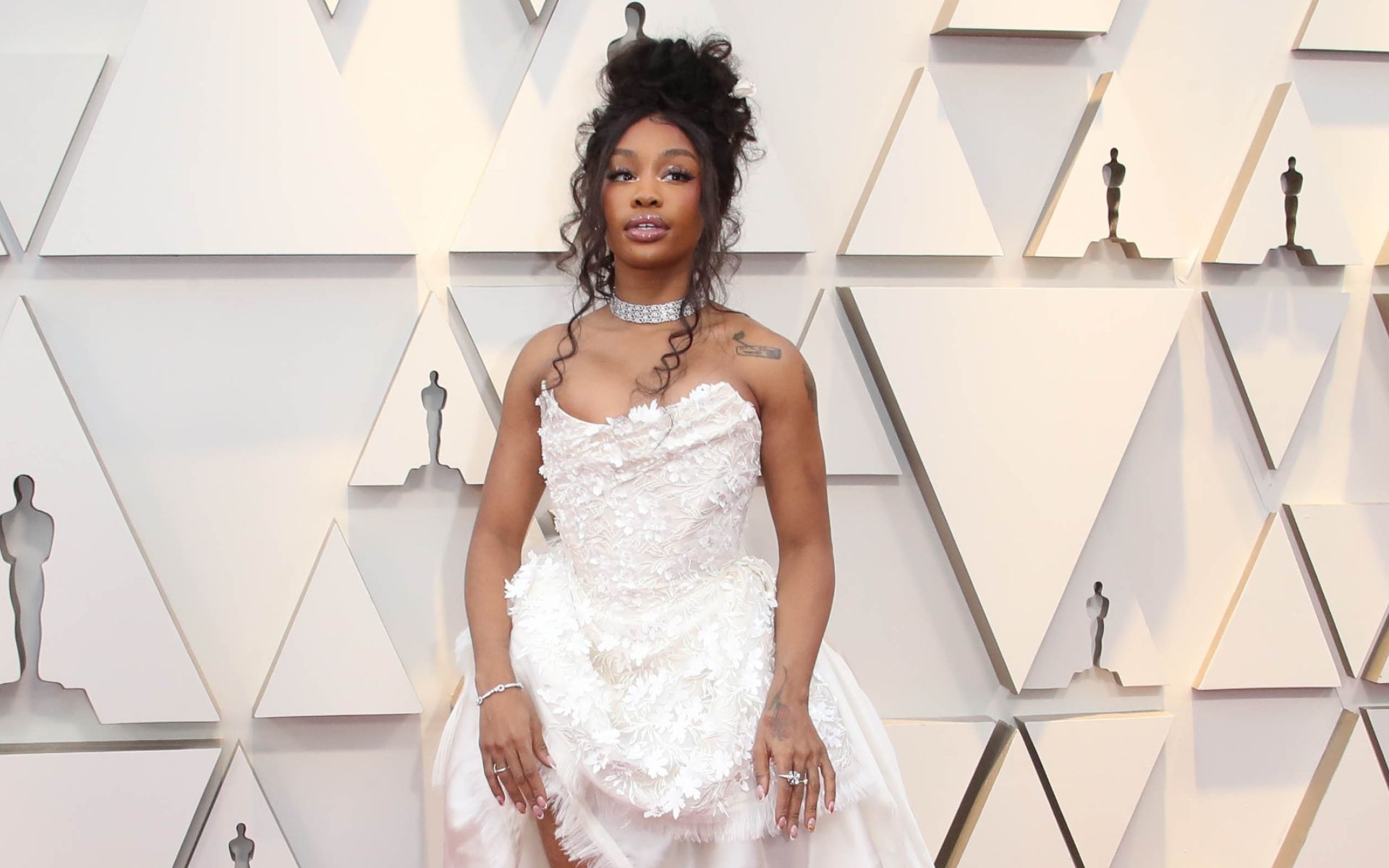 1920x1200 SZA On Track For Chart Topping Return With Lana Following Strong First Week Figures