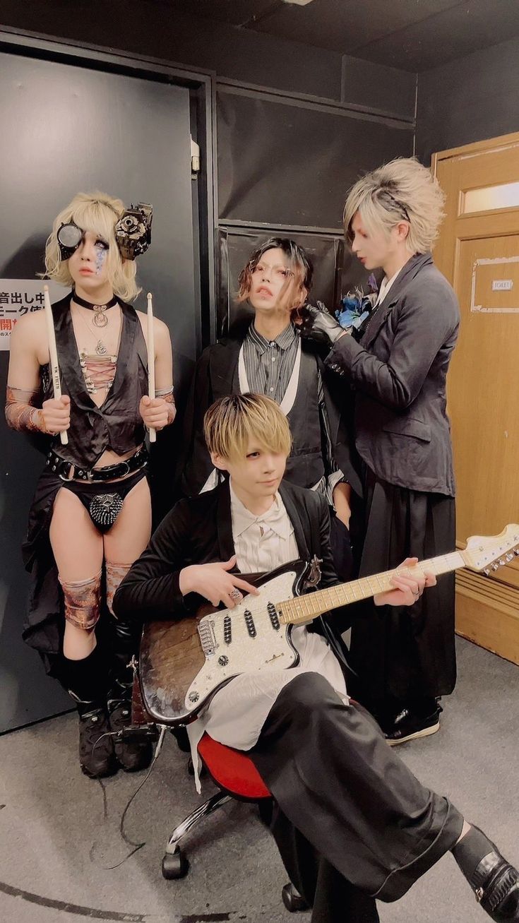 735x1307 Dadaroma wallpaper. Dadaroma band, Kyuho and juho, Band i