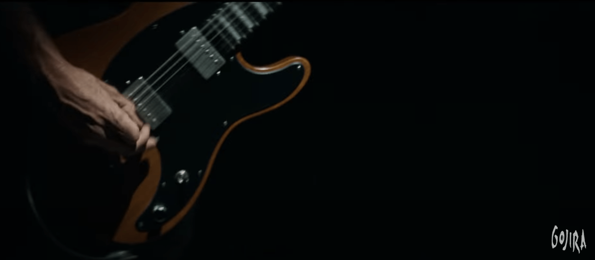 1916x838 Charvel Guitars