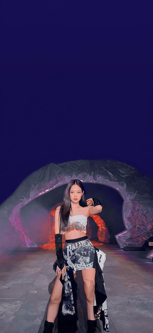 640x1386 Jennie wallpaper