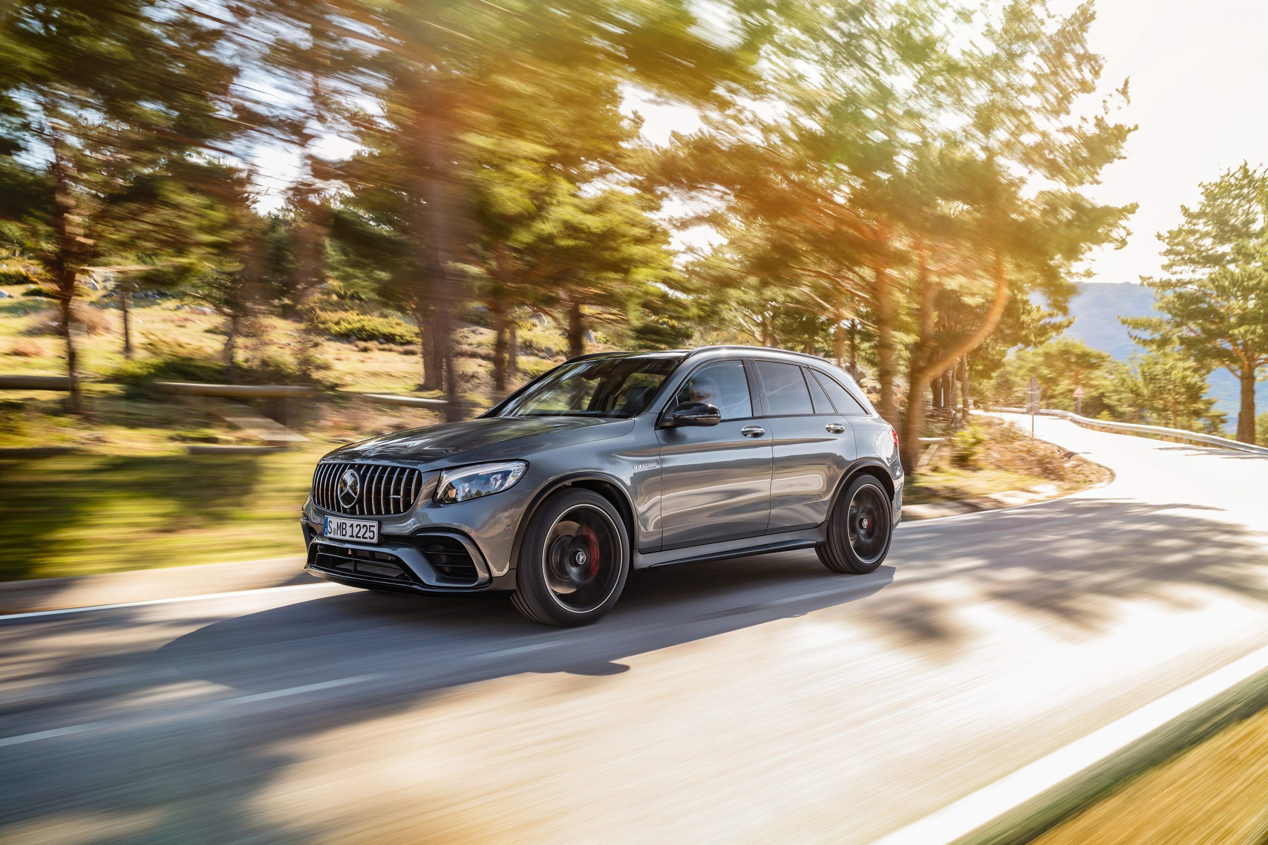 2560x1707 Mercedes Benz GLC 63 S AMG Wallpaper